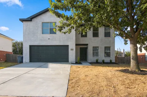 717 Redwing Drive