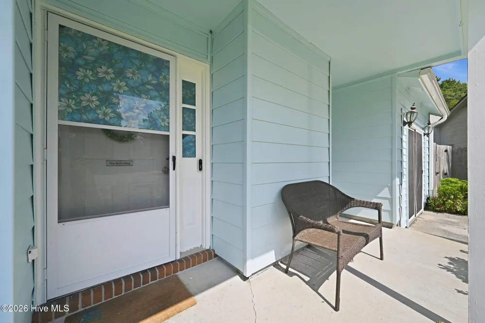 205 Meadow Lane Jacksonville, NC 28546