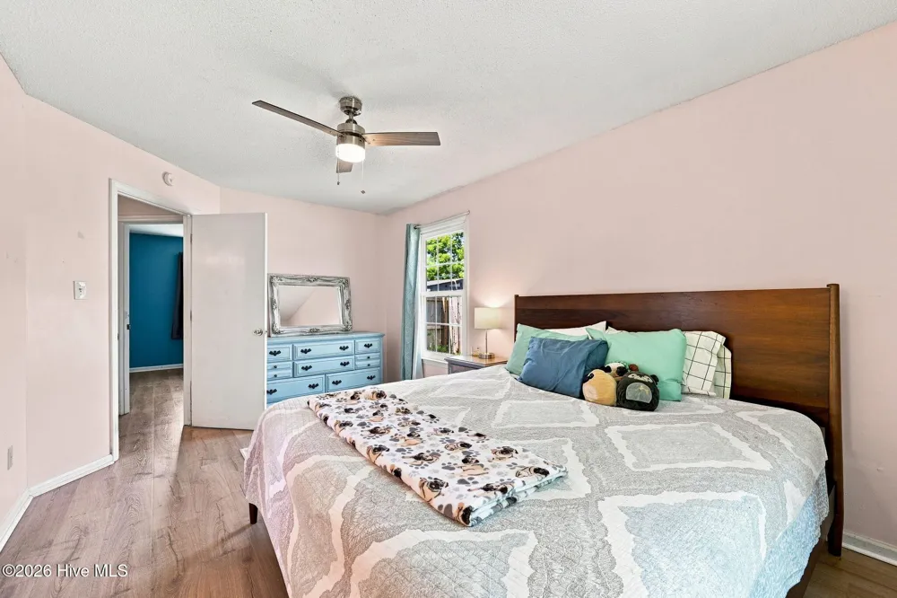 205 Meadow Lane Jacksonville, NC 28546