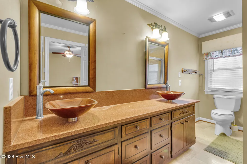 2514 Hickory Street New Bern, NC 28562