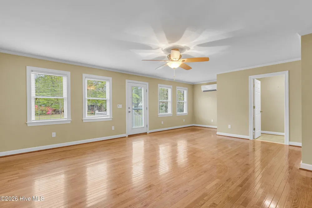 2514 Hickory Street New Bern, NC 28562