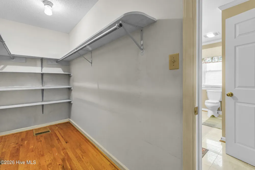 2514 Hickory Street New Bern, NC 28562