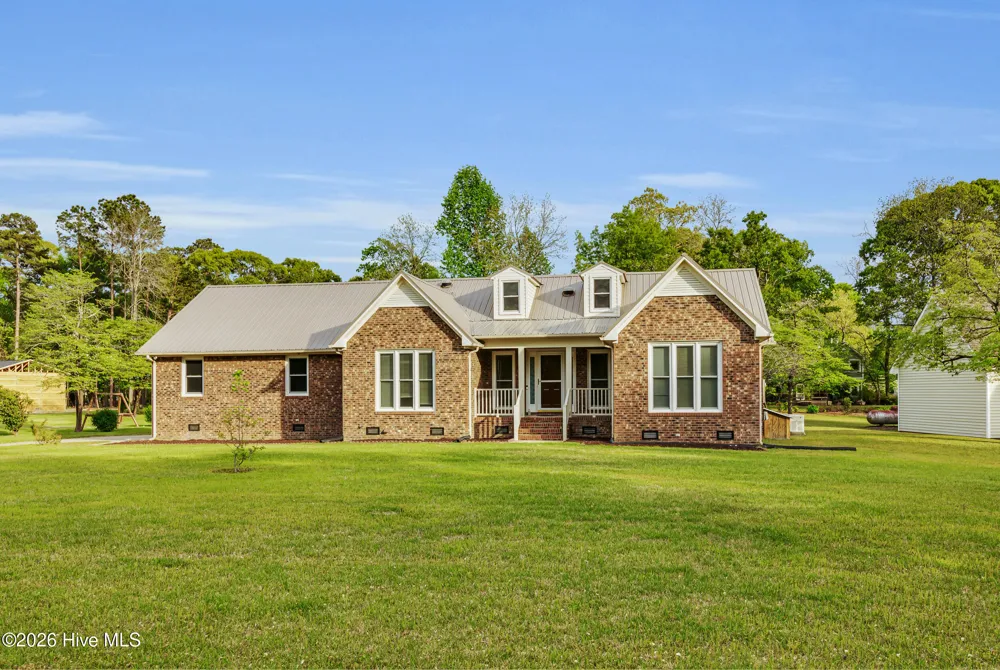 2514 Hickory Street New Bern, NC 28562