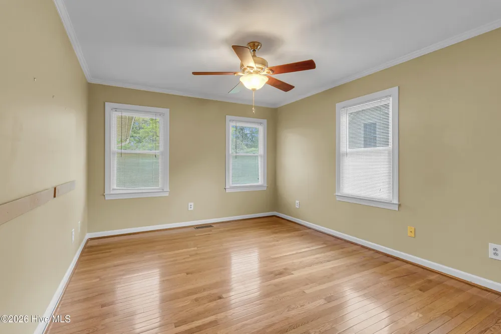 2514 Hickory Street New Bern, NC 28562