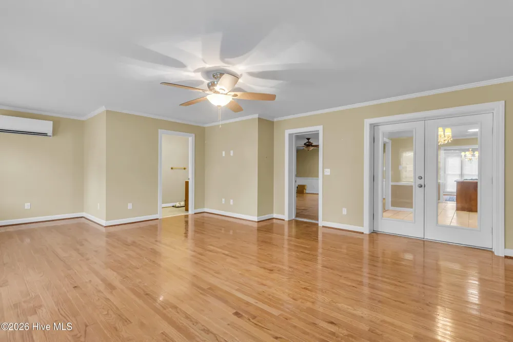 2514 Hickory Street New Bern, NC 28562