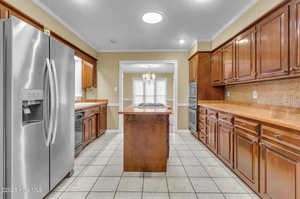 2514 Hickory Street New Bern, NC 28562