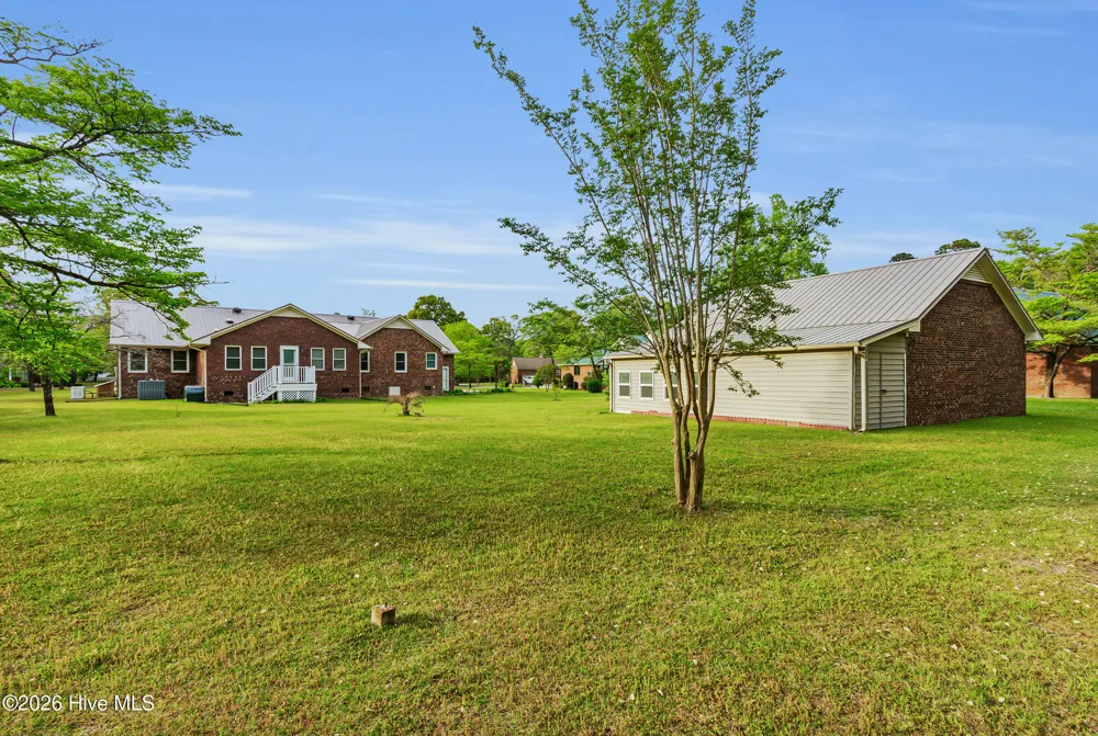 2514 Hickory Street New Bern, NC 28562
