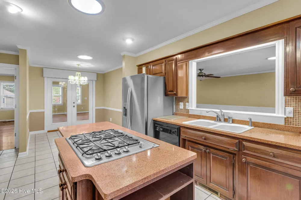2514 Hickory Street New Bern, NC 28562
