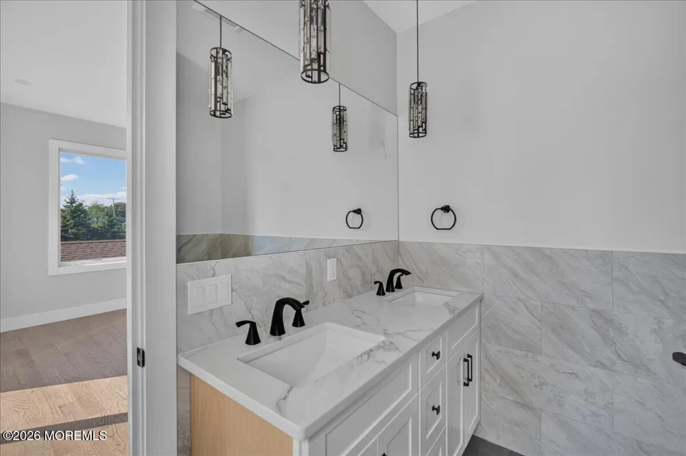 553 Lillie Road Toms River, NJ 08753