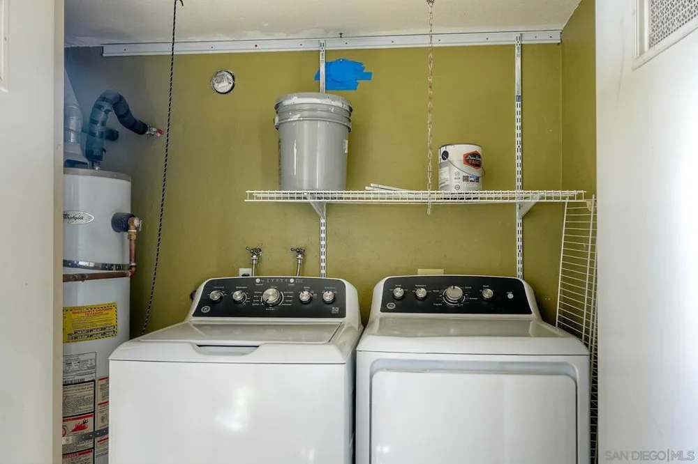 10872 SABRE HILL DRIVE # 282 San Diego, CA 92128