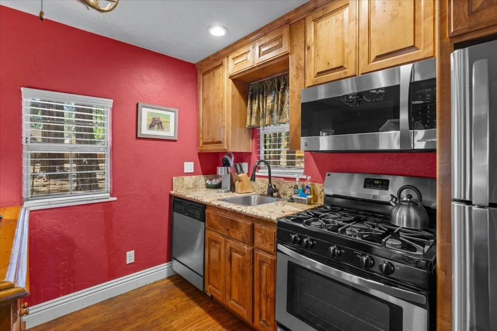 450 Georgia Street Big Bear, CA 92315