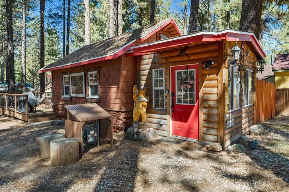 450 Georgia Street Big Bear, CA 92315