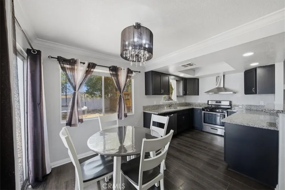16523 Mackennas Gold Avenue Lake Los Angeles, CA 93591