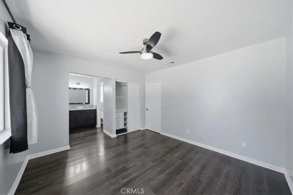 16523 Mackennas Gold Avenue Lake Los Angeles, CA 93591