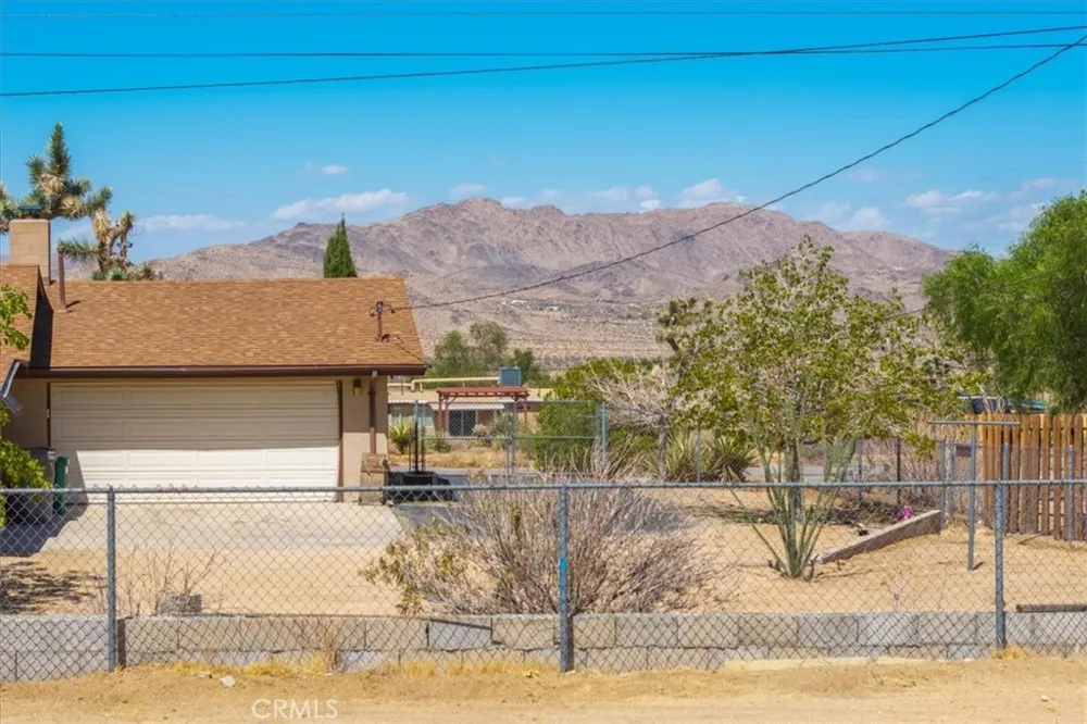 60324 La Mirada Trail Joshua Tree, CA 92252