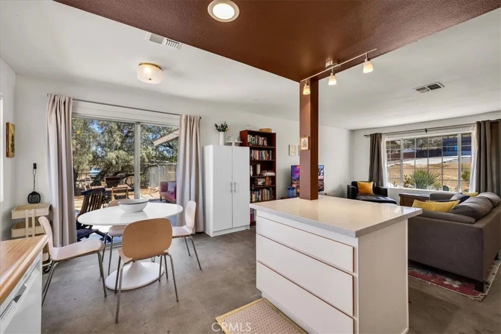 60324 La Mirada Trail Joshua Tree, CA 92252