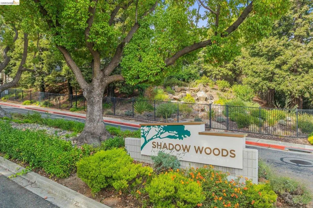 440 Canyon Oaks Dr #D Oakland, CA 94605