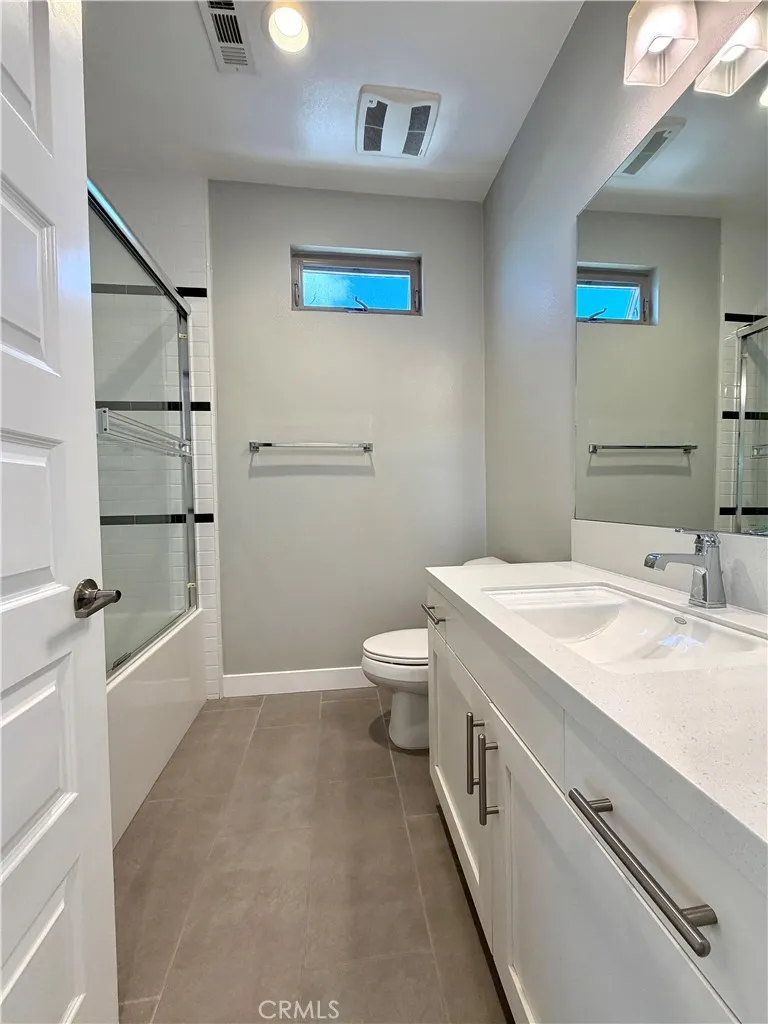 52 Ebb Tide Newport Beach, CA 92663