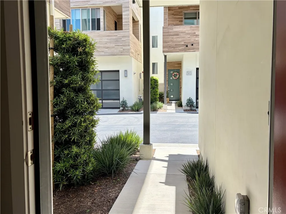 52 Ebb Tide Newport Beach, CA 92663