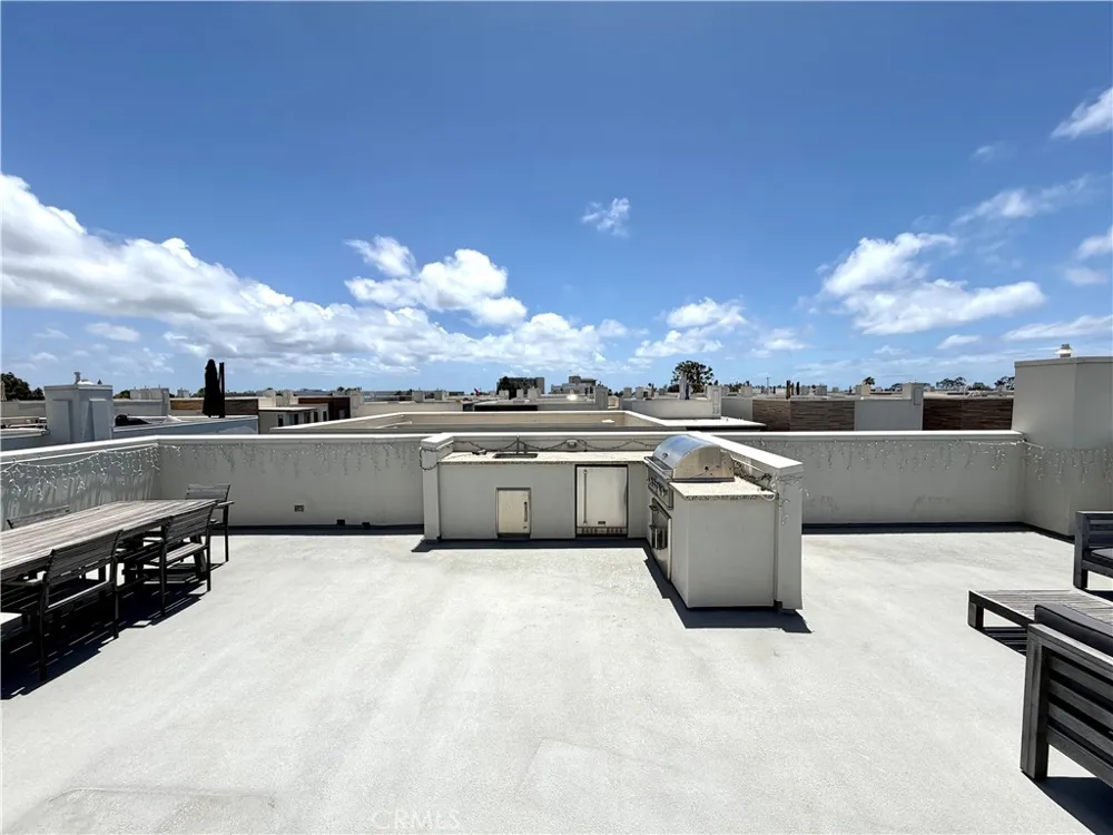 52 Ebb Tide Newport Beach, CA 92663