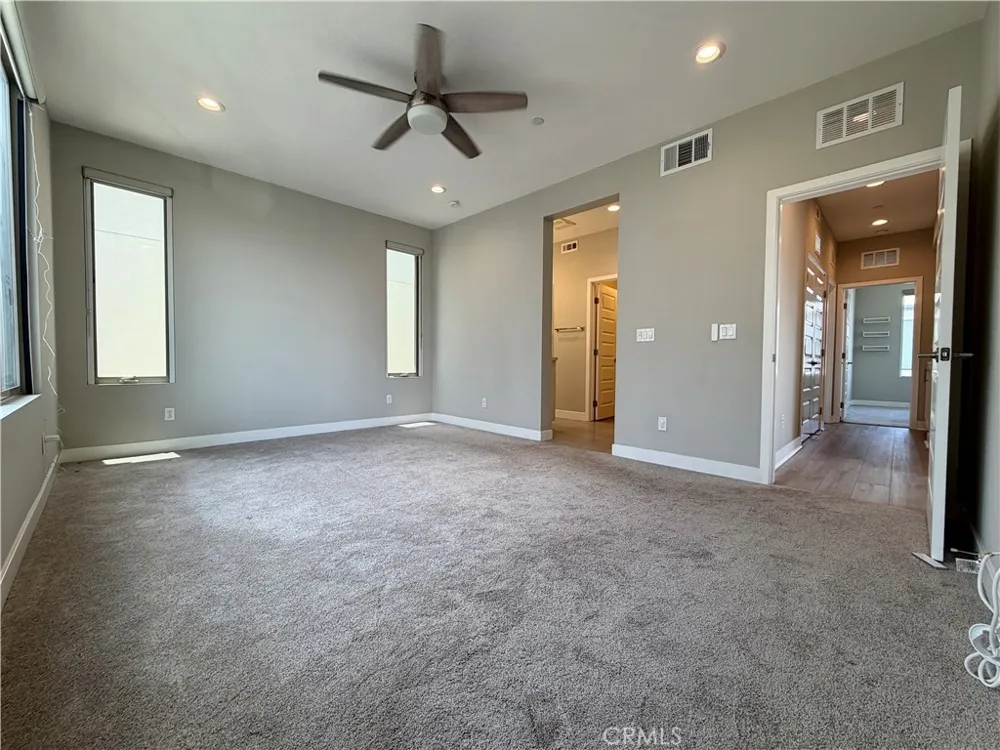 52 Ebb Tide Newport Beach, CA 92663