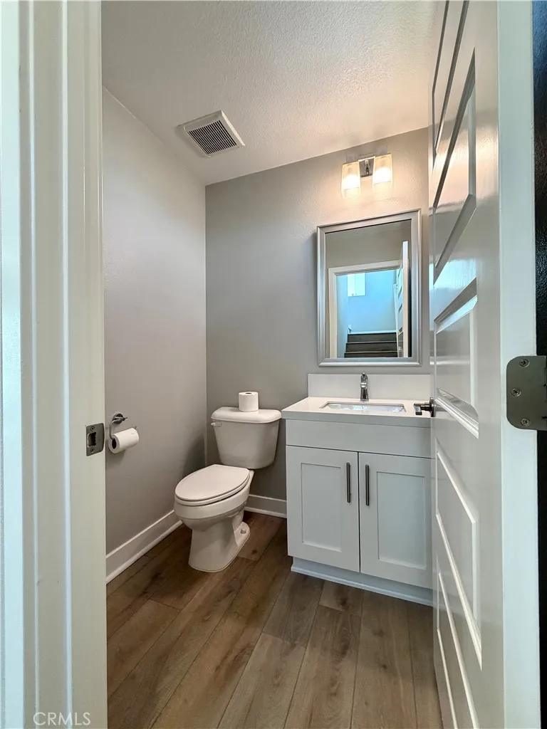 52 Ebb Tide Newport Beach, CA 92663