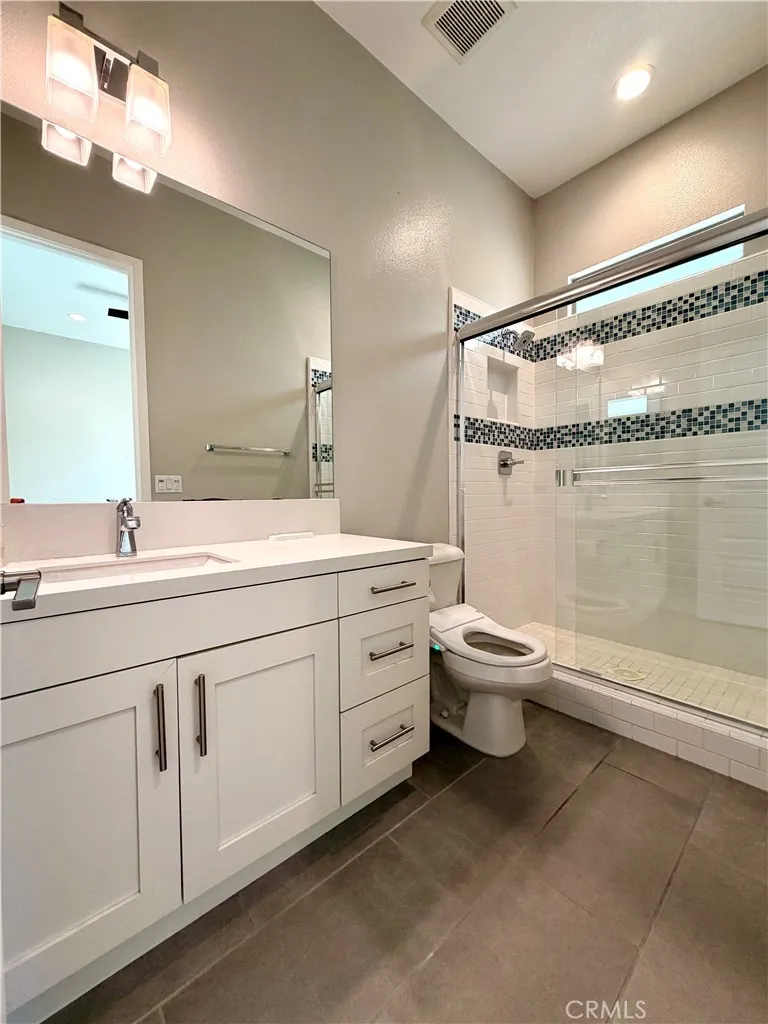 52 Ebb Tide Newport Beach, CA 92663