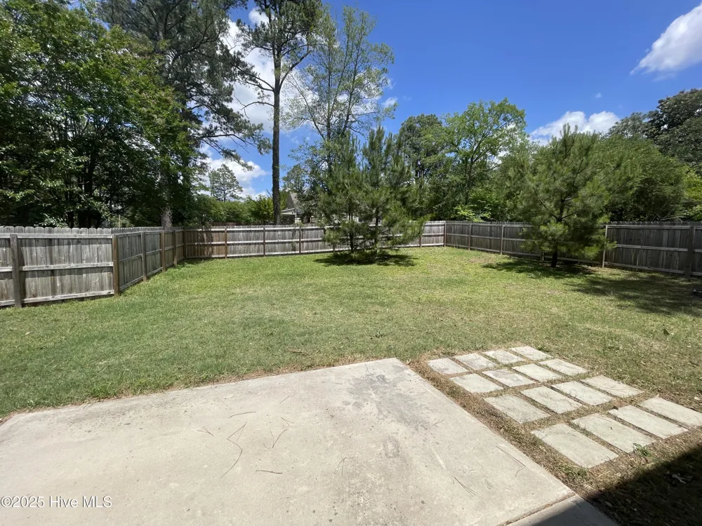180 Lori Lane Aberdeen, NC 28315