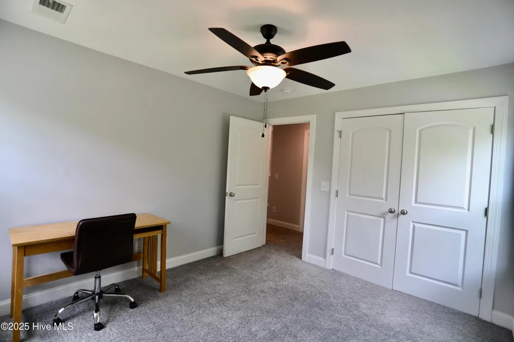 180 Lori Lane Aberdeen, NC 28315
