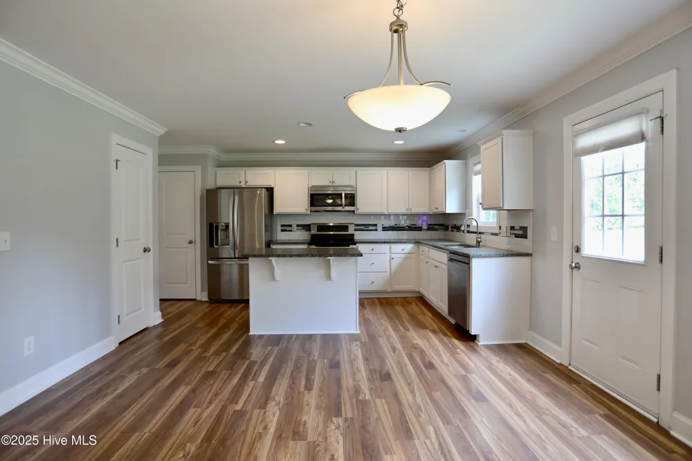 180 Lori Lane Aberdeen, NC 28315