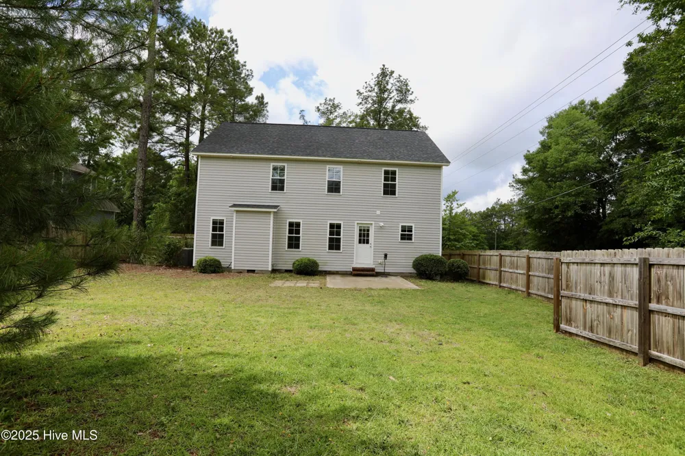 180 Lori Lane Aberdeen, NC 28315