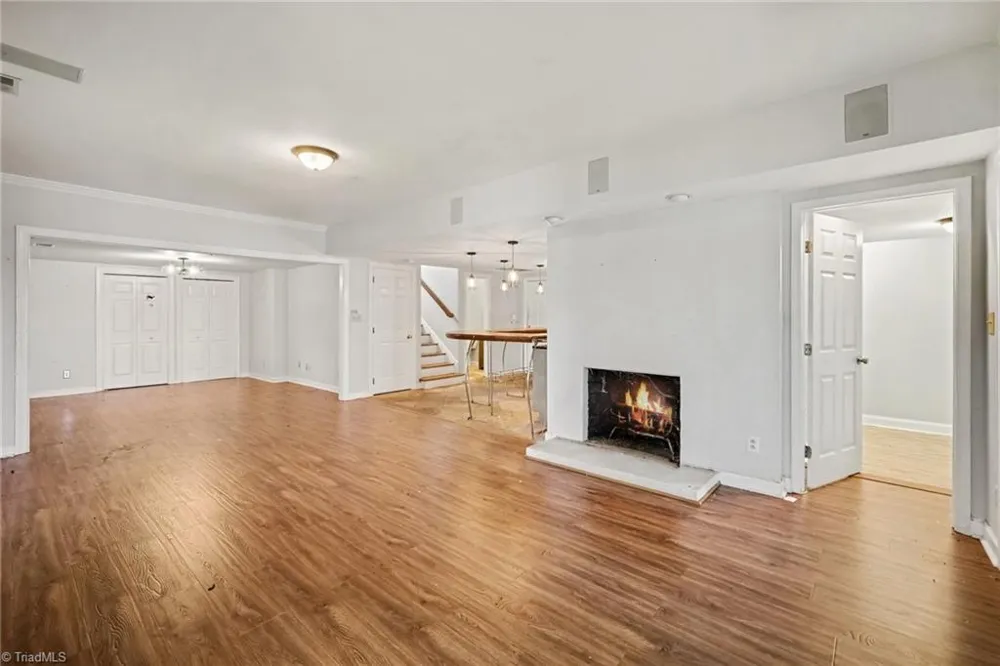 16101 Whitesail Drive Charlotte, NC 28278