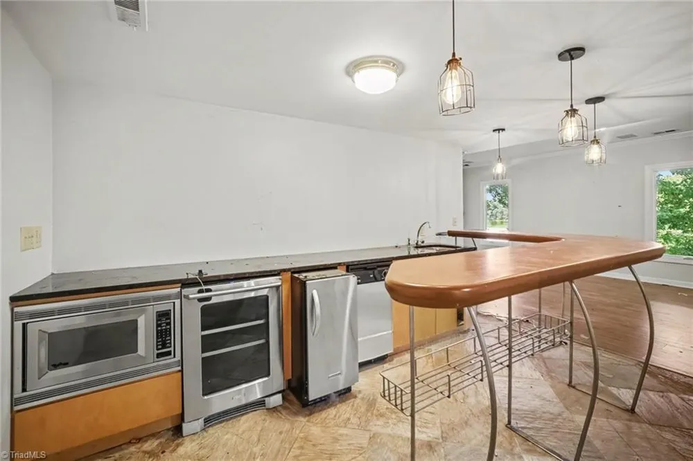 16101 Whitesail Drive Charlotte, NC 28278