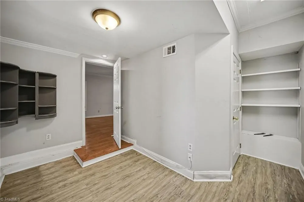 16101 Whitesail Drive Charlotte, NC 28278