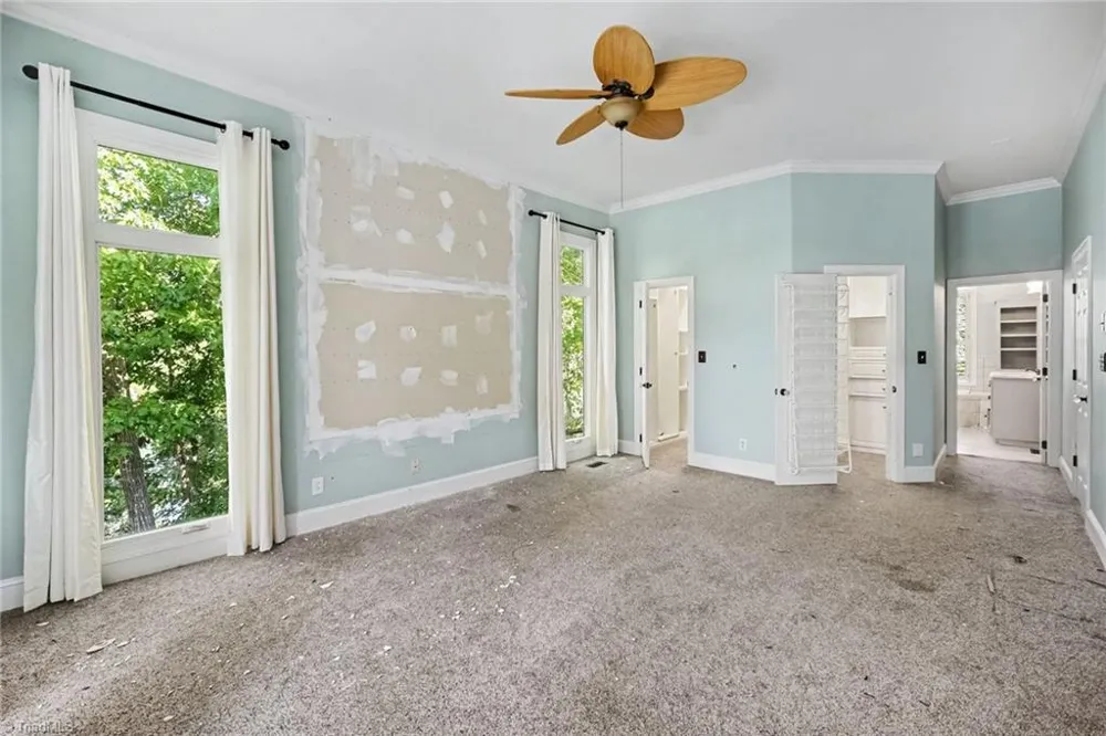 16101 Whitesail Drive Charlotte, NC 28278