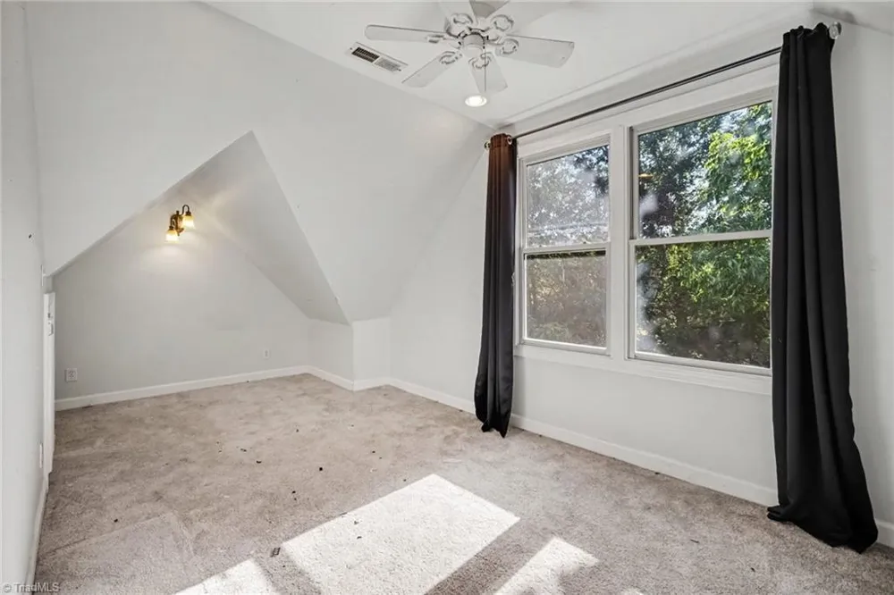 16101 Whitesail Drive Charlotte, NC 28278