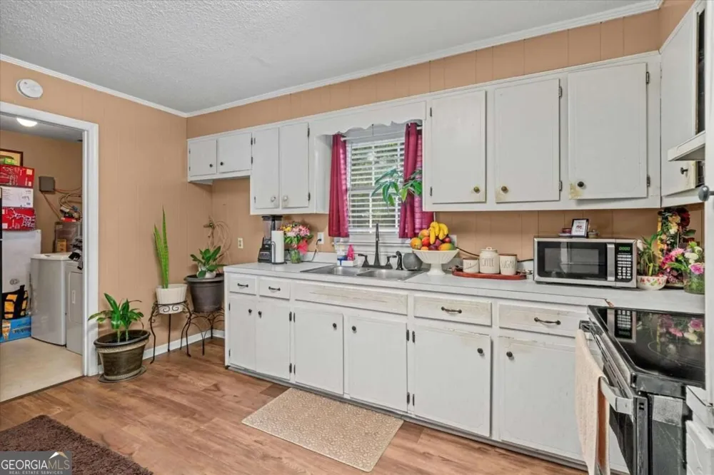123 Donna ST SW Calhoun, GA 30701