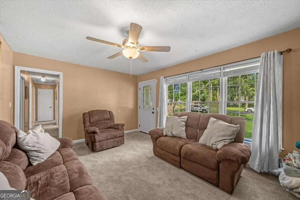 123 Donna ST SW Calhoun, GA 30701