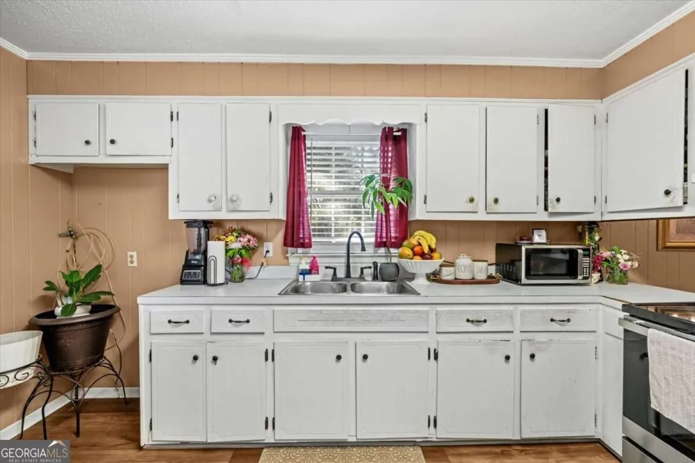 123 Donna ST SW Calhoun, GA 30701