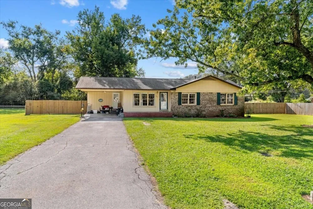 123 Donna ST SW Calhoun, GA 30701