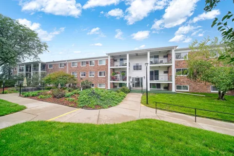806 W Michigan Avenue #207W