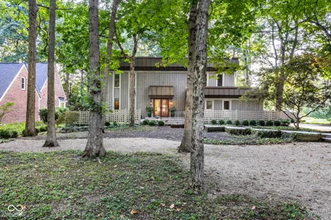 8385 Illinois Street