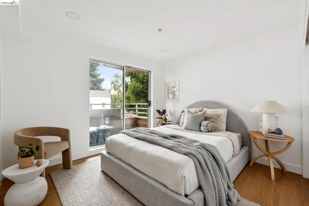 2901 Macarthur Blvd #213 Oakland, CA 94602