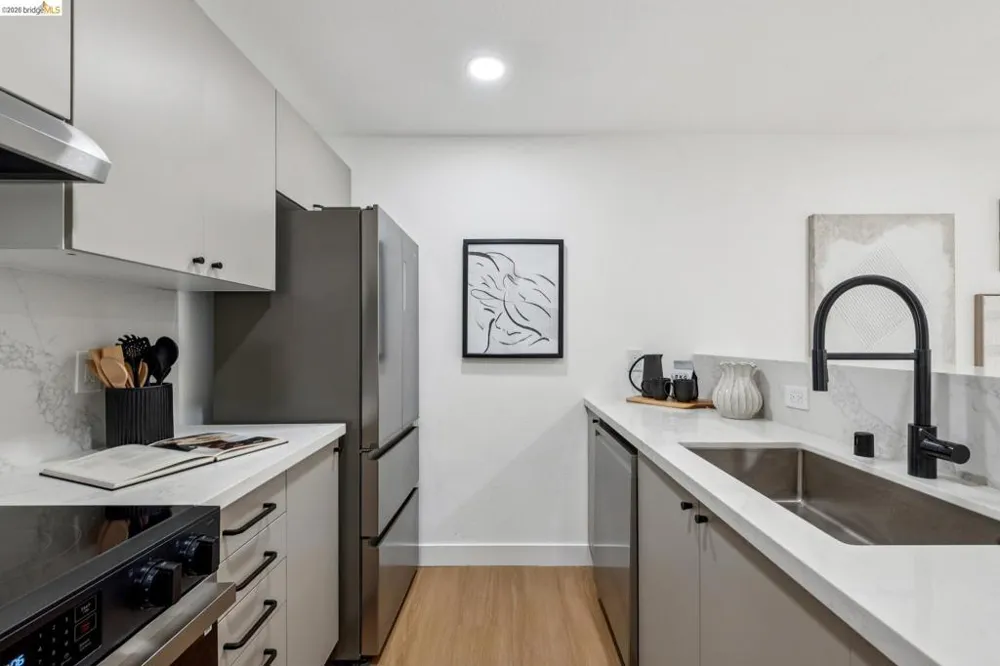 2901 Macarthur Blvd #213 Oakland, CA 94602