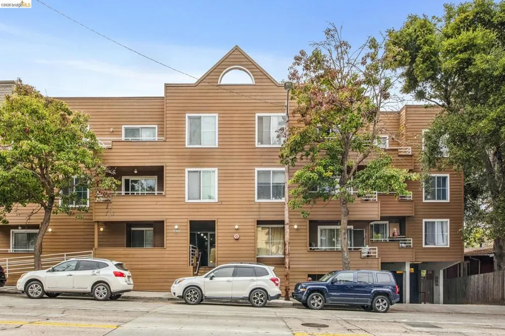 2901 Macarthur Blvd #213 Oakland, CA 94602