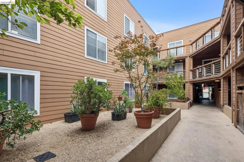 2901 Macarthur Blvd #213 Oakland, CA 94602