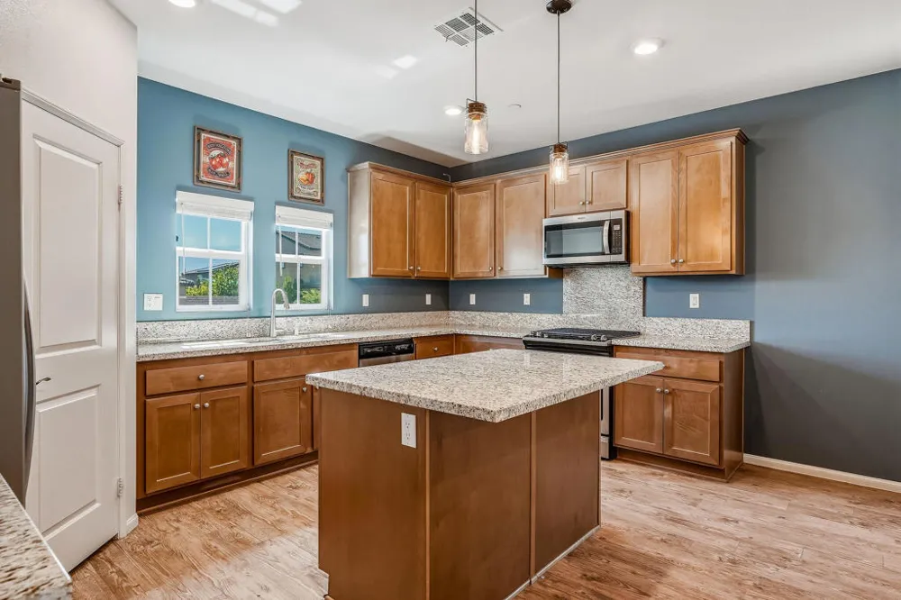 67486 Rio Largo Road Cathedral City, CA 92234