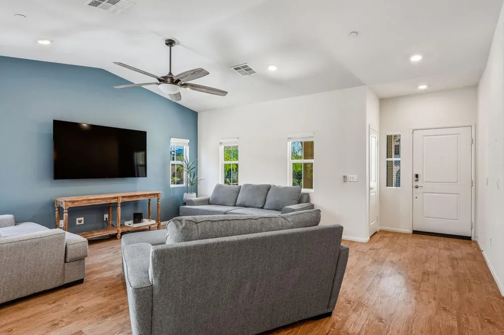 67486 Rio Largo Road Cathedral City, CA 92234