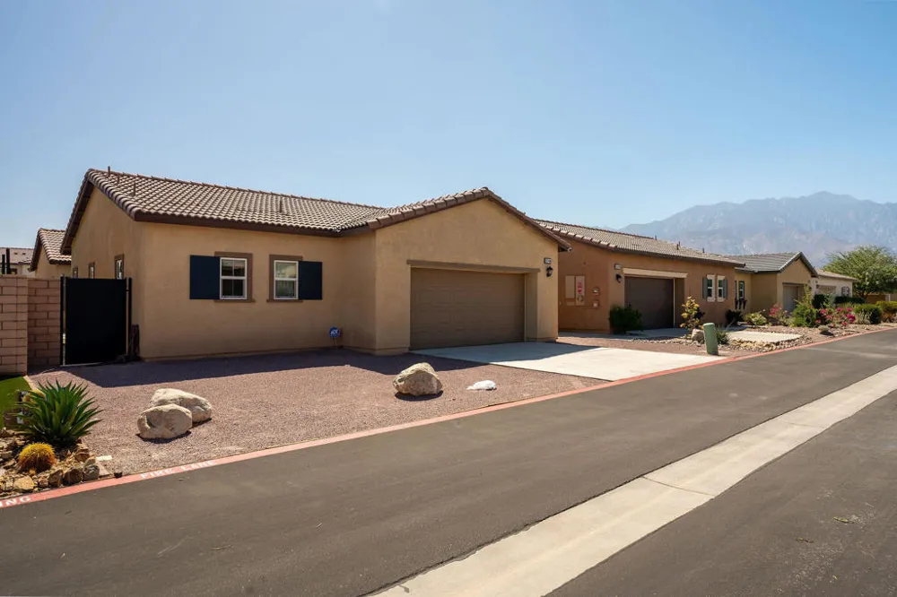 67486 Rio Largo Road Cathedral City, CA 92234