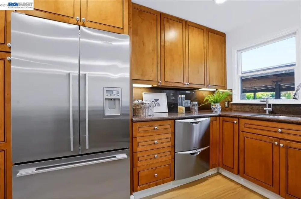 204 Centre Ct Alameda, CA 94502